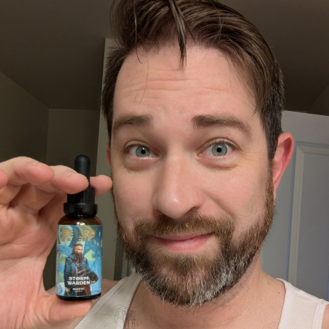 Trimmed down today. It was growing unevenly so trimmed to even out. Still loving these oils! 