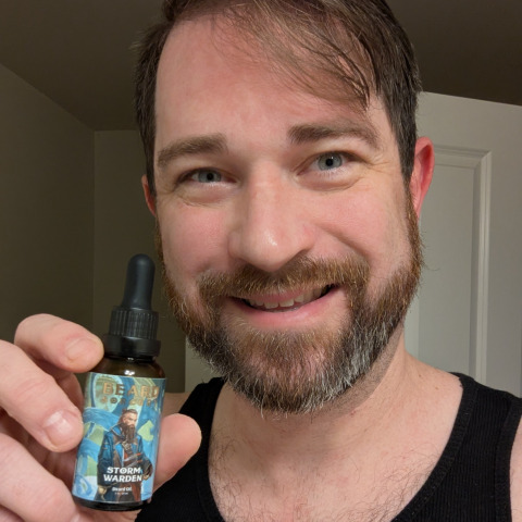 Storm Warden Oil for growth! Loving this scent.